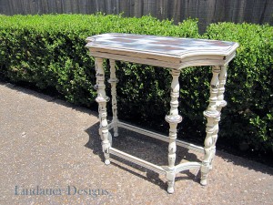 Finished Entry Way Table