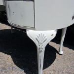 Detail on the desk legs